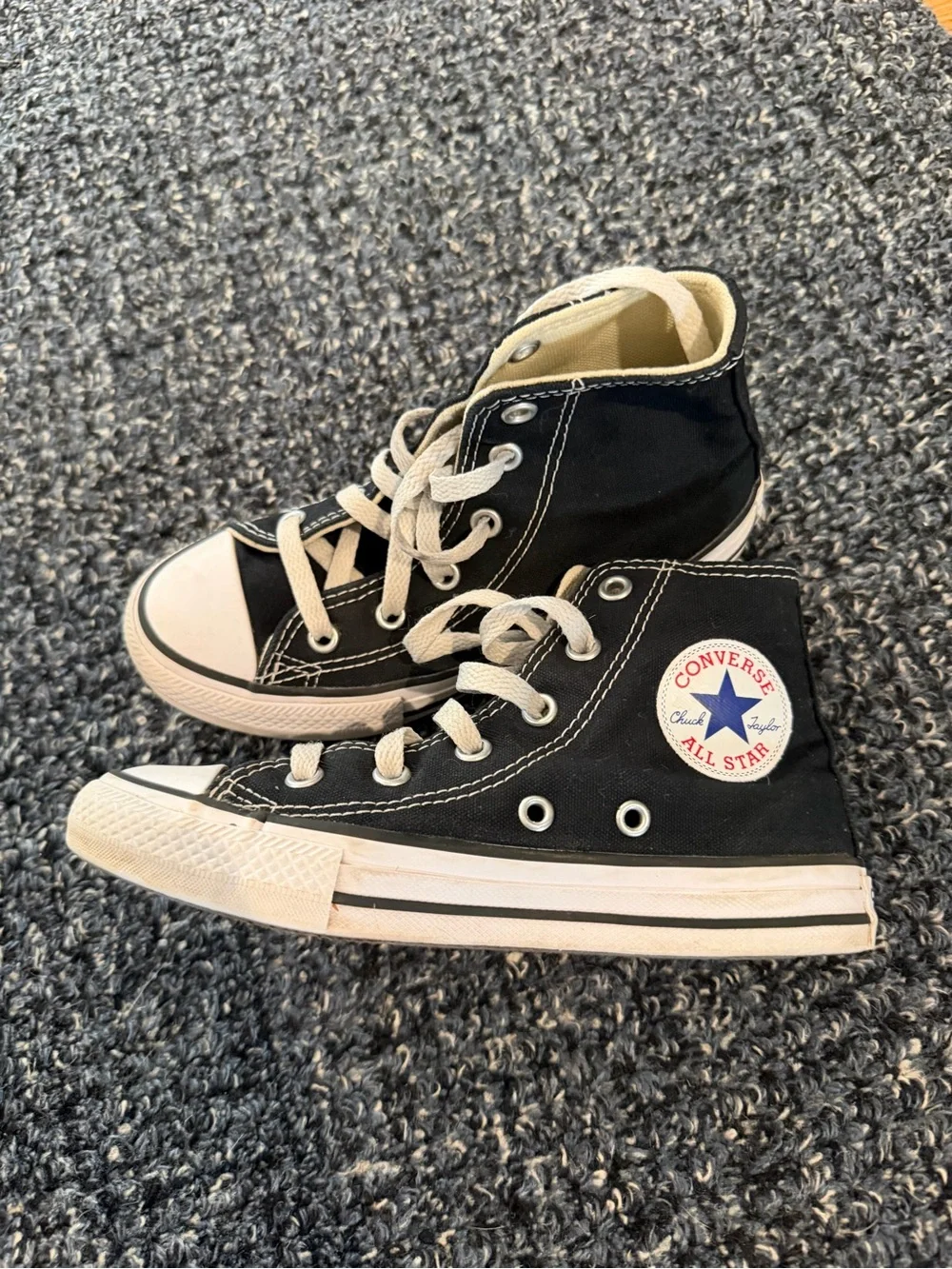 Kids Converse High Top Chuck Taylor’s, Black, Size 13
